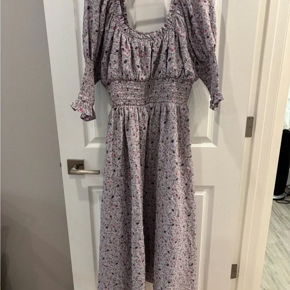 Tuckernuck Hyacinth House Smocked Ruched Cali Floral Midi Dress in Lavender M - Picture 16 of 16